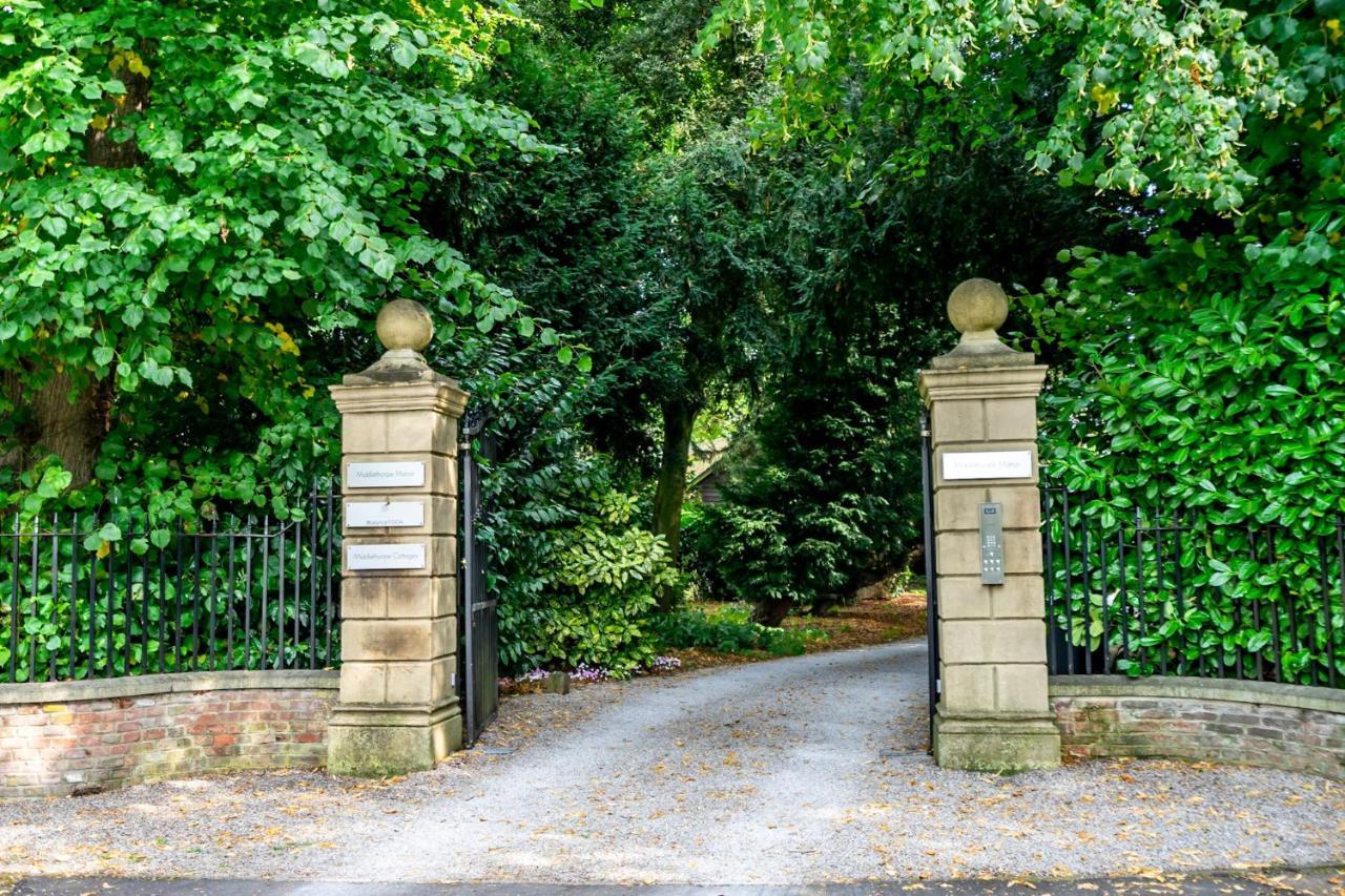 Middlethorpe Manor - No 4 Relaxation And Peace Villa York Bagian luar foto
